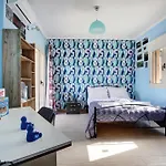 Cozy Family In Katouna